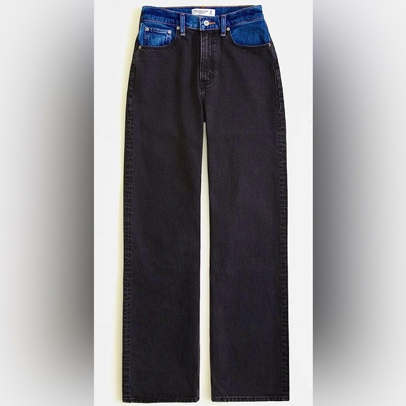 Abercrombie & Fitch Denim - A & F High Rise 90s Relaxed Jeans NWOT